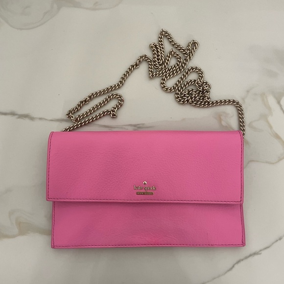 Kate Spade Vibrant Pink Crossbody Bag - Picture 1 of 5